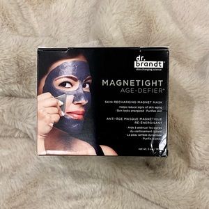 NWT | dr. brandt Magnetight Age Defier mask
